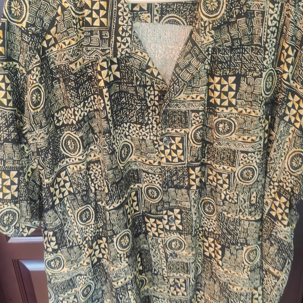 Harbor Bay Big Man 4XL Black, Cream, Gold Silk Shirt 1 Pocket Salesman Sample